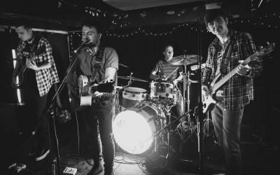 DJ Kewen (North East Discos) & Singing Services